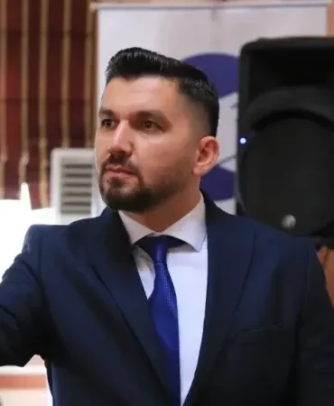 kar-yagdiginda-degil-her-zaman-akilda-kasko-ve-trafik-sigortasi-eHnQvCzL.webp