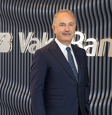 vakifbank-2024-yil-sonu-finansal-sonuclari-ve-ekonomiye-katkilari-q7uGL6kO.jpg