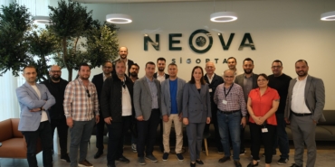 neovizyon-bulusmalari-neova-sigortanin-dijital-donusum-hamlesi-EDMtSrfM.jpg