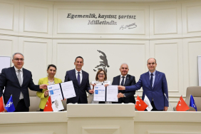 gaziantep-buyuksehir-belediyesi-calisanlarina-yonelik-grup-hayat-sigortasi-anlasmasi-yenilendi-NtNw2ehn.jpg